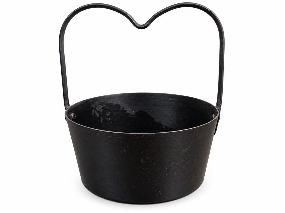 Large Cast Iron Pot Kettle Heart Handle 11.5” Primitive Farmhouse Decor